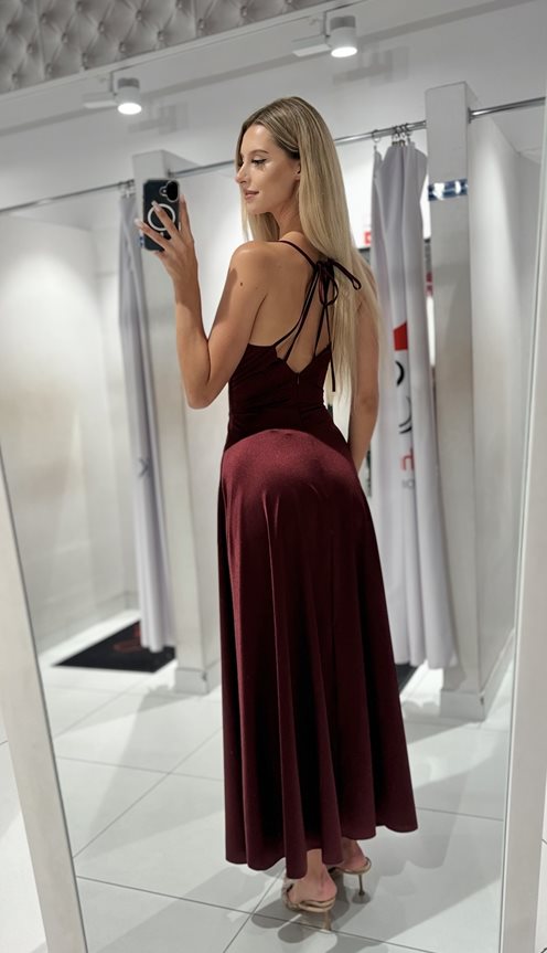 Sukienka długa satynowa wiązana burgund