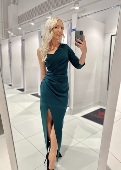 Sukienka długa dopasowana na jedno ramię zieleń