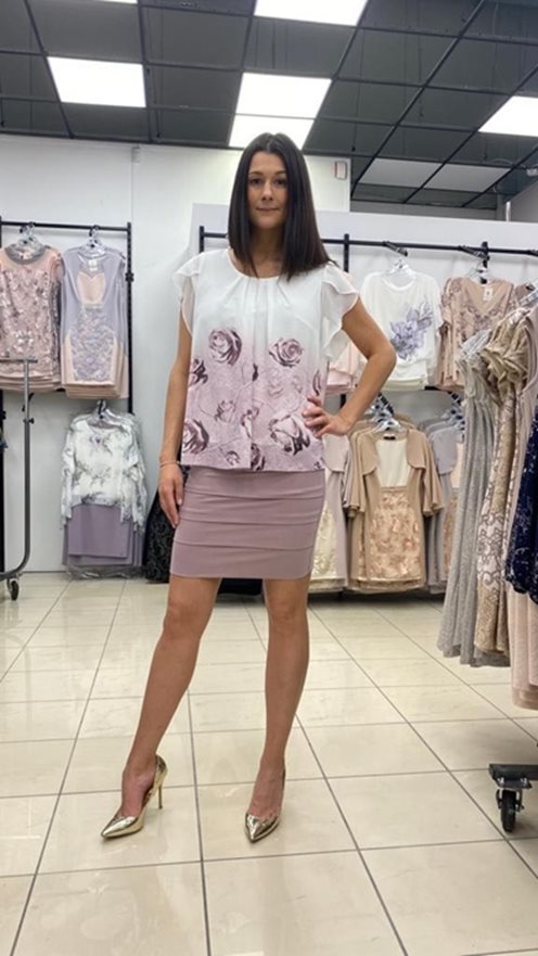 Sukienka krótka górą narzutka róż