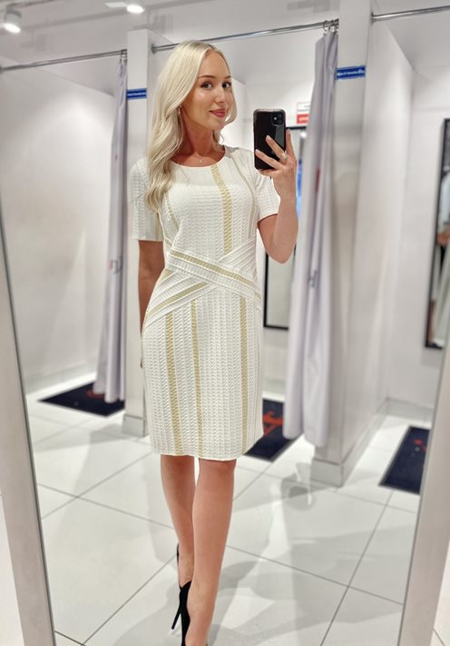 Sukienka krótka wzory rękawek złoto biel
