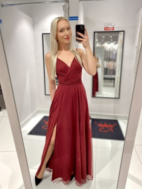 Sukienka długa prosta z tiulem błysk bordo