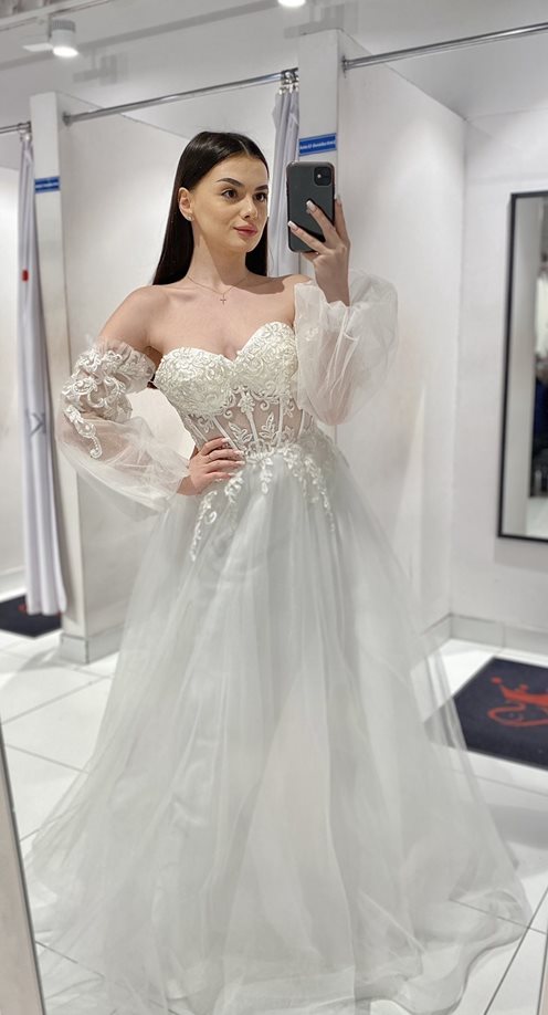 Sukienka długa bufiasty rękaw koronka gorset biel