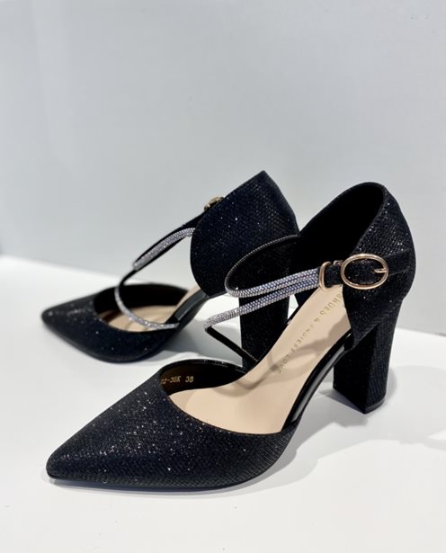 Czółenka z brokatowym paskiem Y czerń