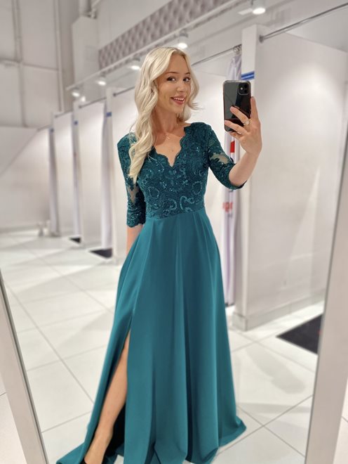 Długa sukienka cekiny rękaw 3/4 zielony