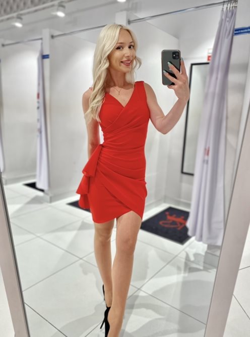 Sukienka krótka szerokie ramiączka mat czerwień