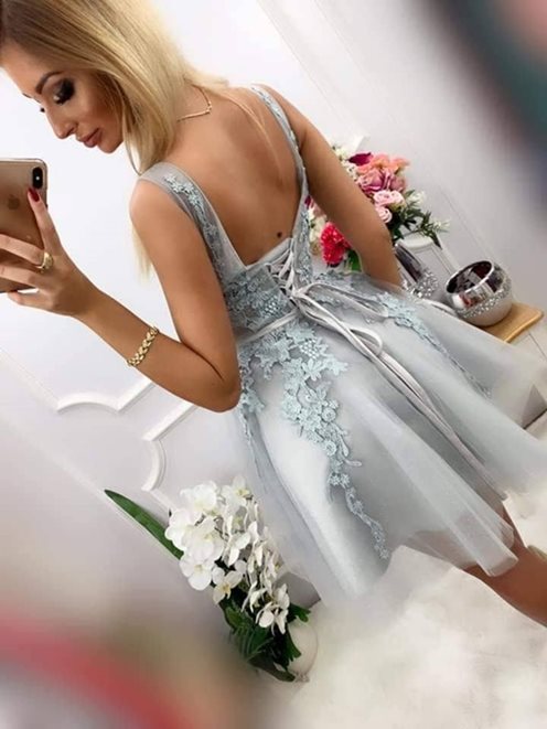 Princeska biała koronka szara