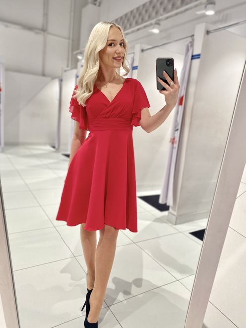 Sukienka asymetryczna pas i rękawek malina