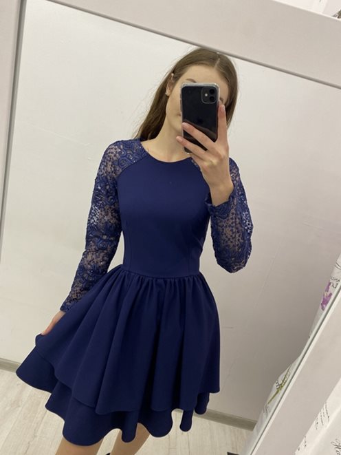 Krótka sukienka koronka rękaw dwie falbany granat