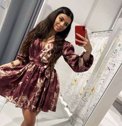 Sukienka krótka z ściągaczem w talii bordo