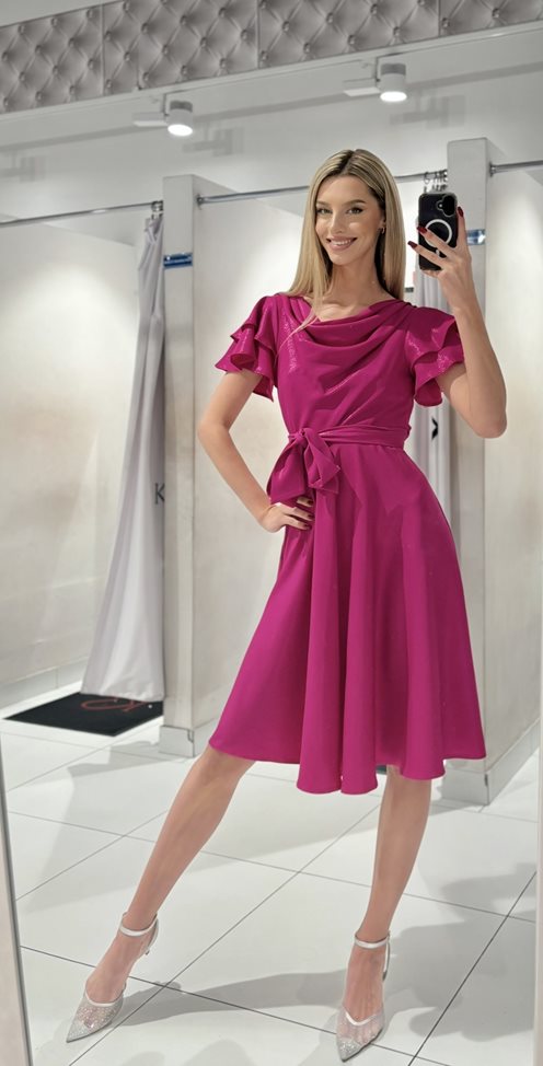 Sukienka midi dekolt woda falbanka błysk fuksja