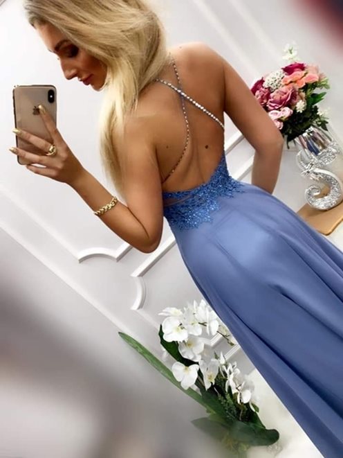 Długa sukienka na ramiączkach jeans