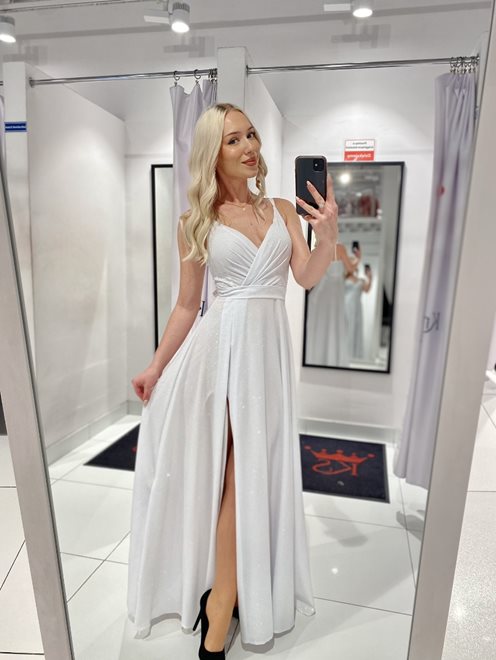 Długa sukienka na ramiączka brokat  biel