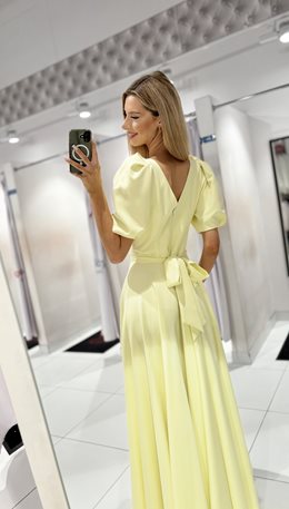 Sukienka długa bufiaste rękawki masełko