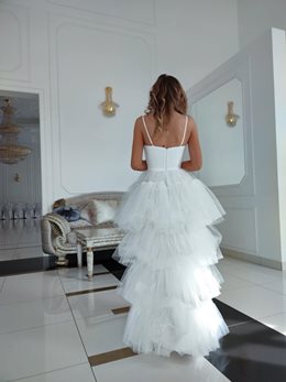 Sukienka ślubna asymetria ramiączka biel