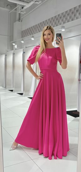 Sukienka długa bufiaste rękawki magenta