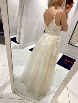 Sukienka długa tiul i koronki po całości beż