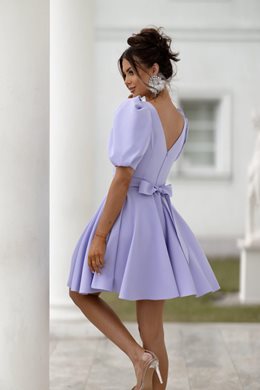 Sukienka krótka bufiaste rękawki lilia