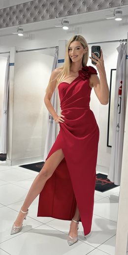 Sukienka długa dopasowana jedno ramię kwiat czerw