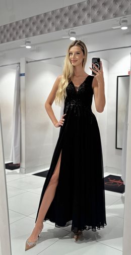 Sukienka długa ozdobna góra kamyczki czerń