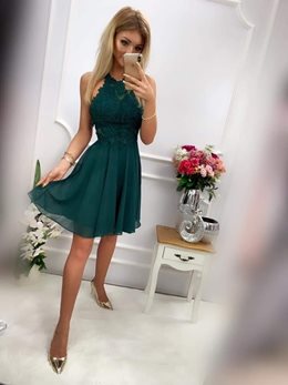 Krótka sukienka na ramiączkach zielony