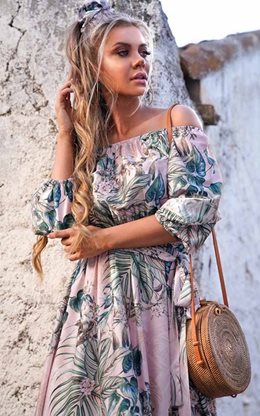 Sukienka długa hiszpanka wzór tropikalny róż