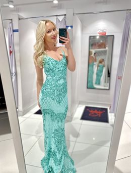 Sukienka cekinowa wycięte plecy mięta