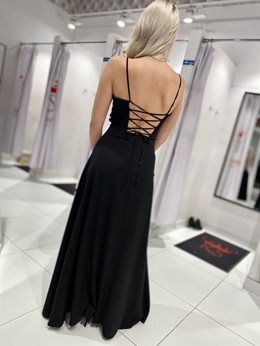 Sukienka długa na ramiączkach wiązana gładka czerń